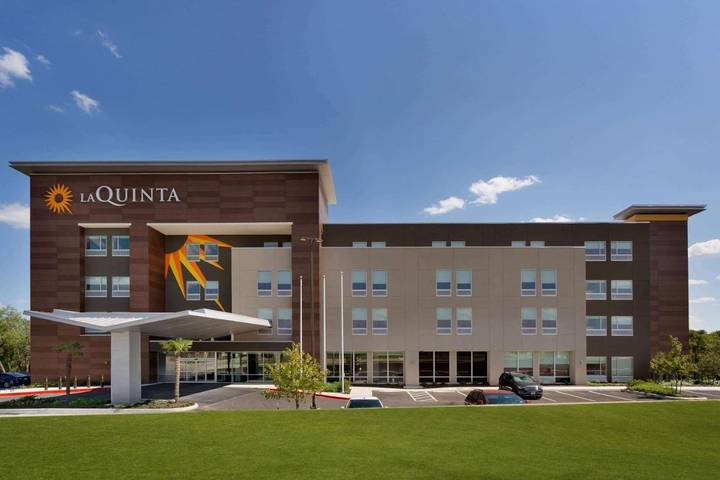 Apartamento para 2 personas, con piscina en San Antonio