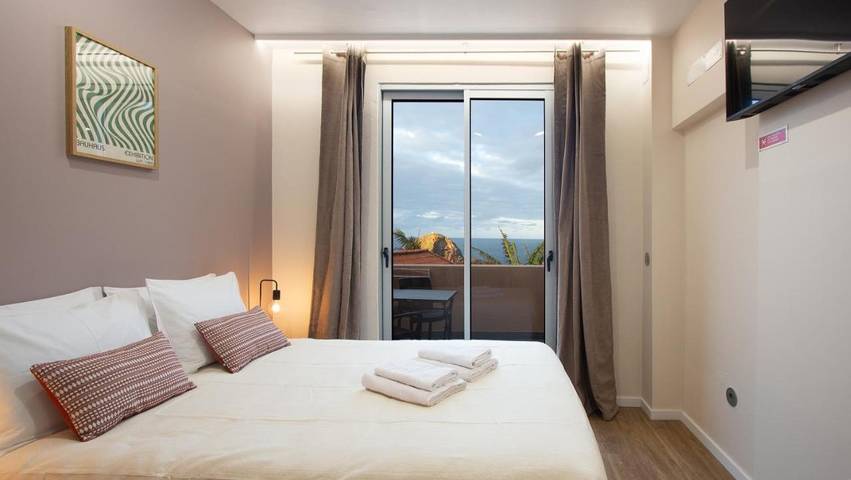 Gîte pour 2 personnes, avec terrasse et vue à Porto Moniz - 2