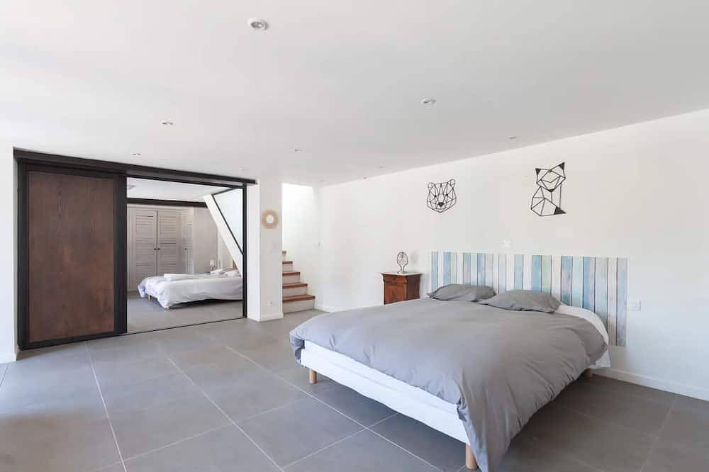 A 10 mn walk from the beach with view on the cap canaille house of 100 m2 in Cassis, Nationalpark Calanques