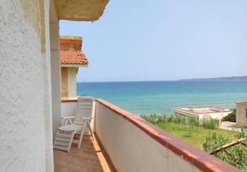 Gîte pour 2 personnes, avec balcon et vue à Trappeto