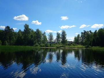 Bungalow für 4 Personen, mit Terrasse und Garten in Schweden