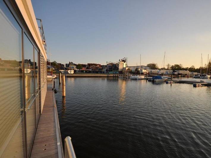 Boot für 4 Personen, mit Terrasse auf Fischland - Darß - Zingst - 2