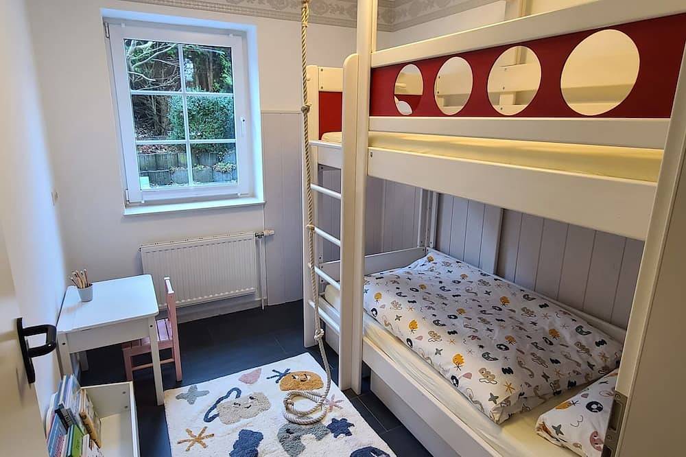 Entire apartment, Strandhygge - Holiday flat near the beach in Mürwik, Flensburg