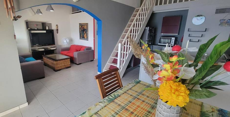 Gîte pour 6 personnes, avec vue et terrasse dans Plage des Raisins Clairs - 2