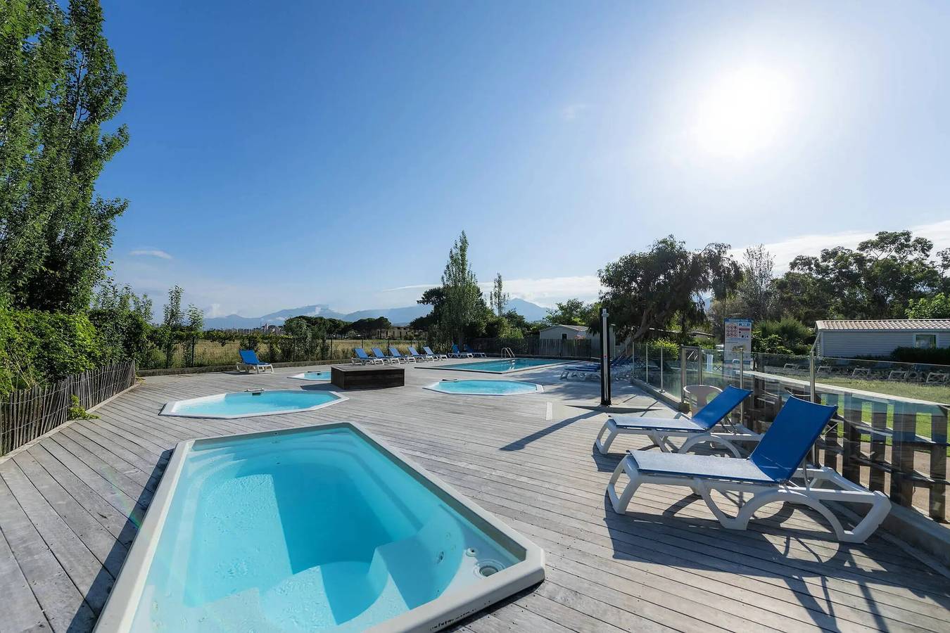 Mobilheim | Comfort | 2 Zi. | 4/6 pers. | Kleine Terrasse | A/C in Saint-Florent, Calvi und Umgebung