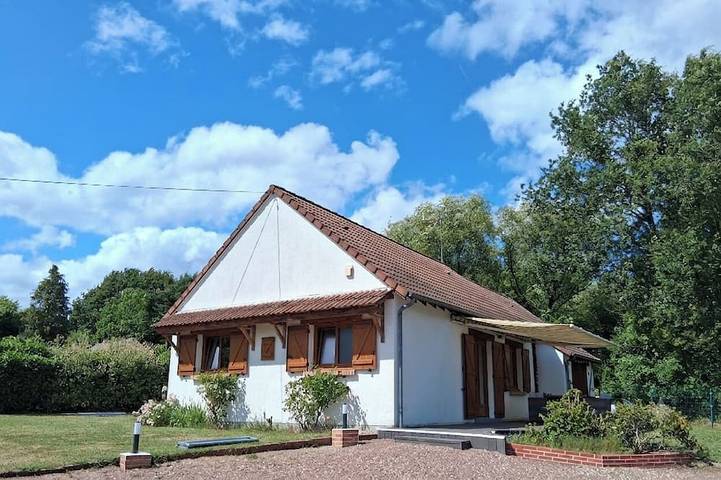 Location de vacances pour 6 personnes, avec Terrasse et Jardin à Châtres-sur-Cher