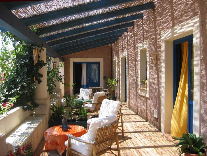 Alloggio in famiglia per 2 persone, con panorama e piscina nonché giardino in Provincia di Messina