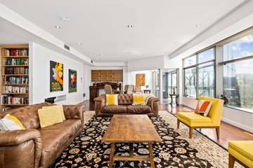 Vacation Rental for 8 Guests in Adelaide, South Australia, Picture 1