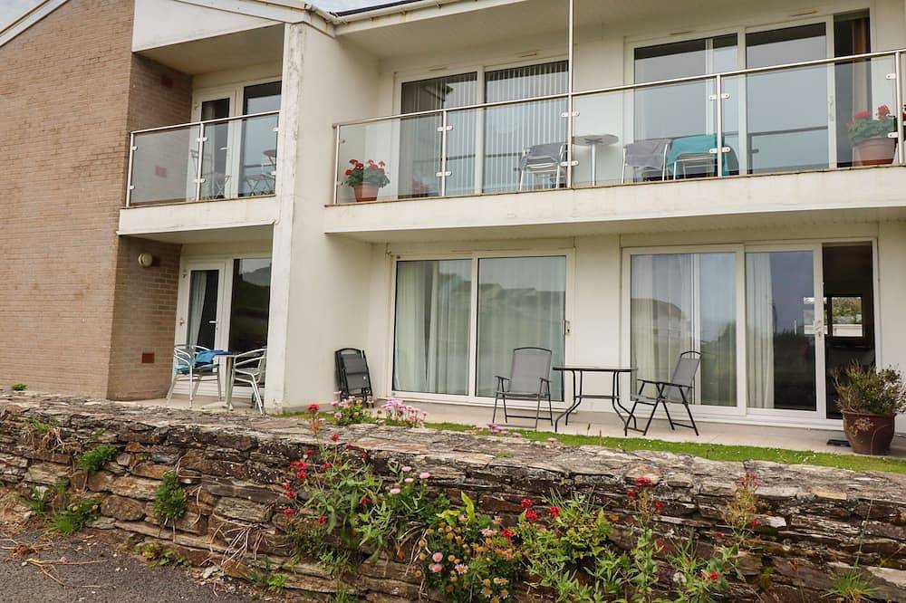 7 Europa Court, pet friendly, country holiday cottage in Mawgan Porth in Mawgan Porth, Cornwall