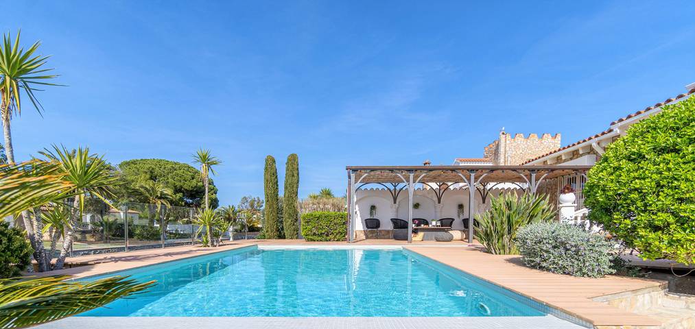 Villa für 8 Personen, mit Terrasse in Empuriabrava