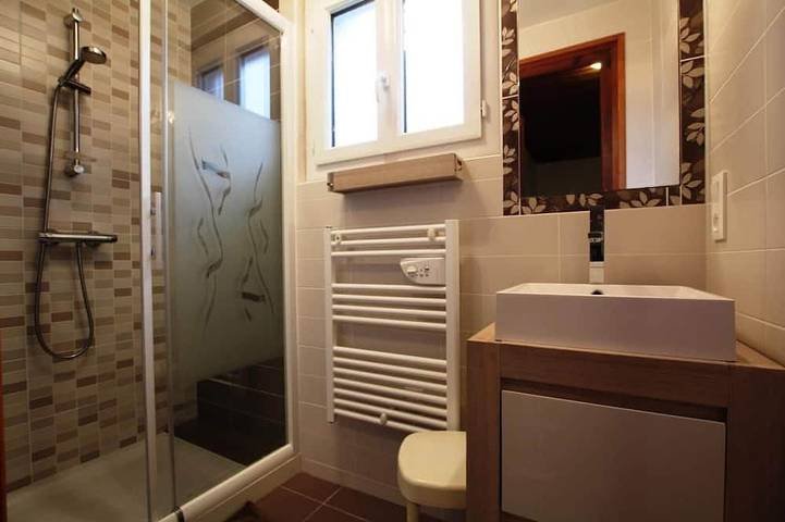 Location de vacances pour 4 personnes, avec terrasse et jardin à Saint-Étienne-de-Baïgorry - 4