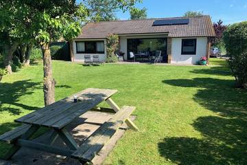 Ferienhaus für 7 Personen, mit Garten und Terrasse in Büsum