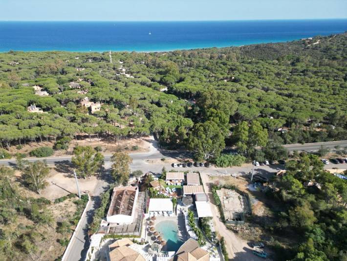 Villa pour 43 personnes, avec jardin et vue ainsi que sauna et piscine, animaux acceptés dans Eden Rock