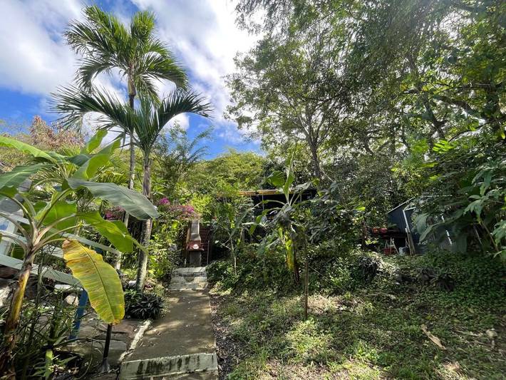 Location de vacances pour 2 personnes, avec jardin et vue, animaux acceptés dans Plage de Petite Anse - 2