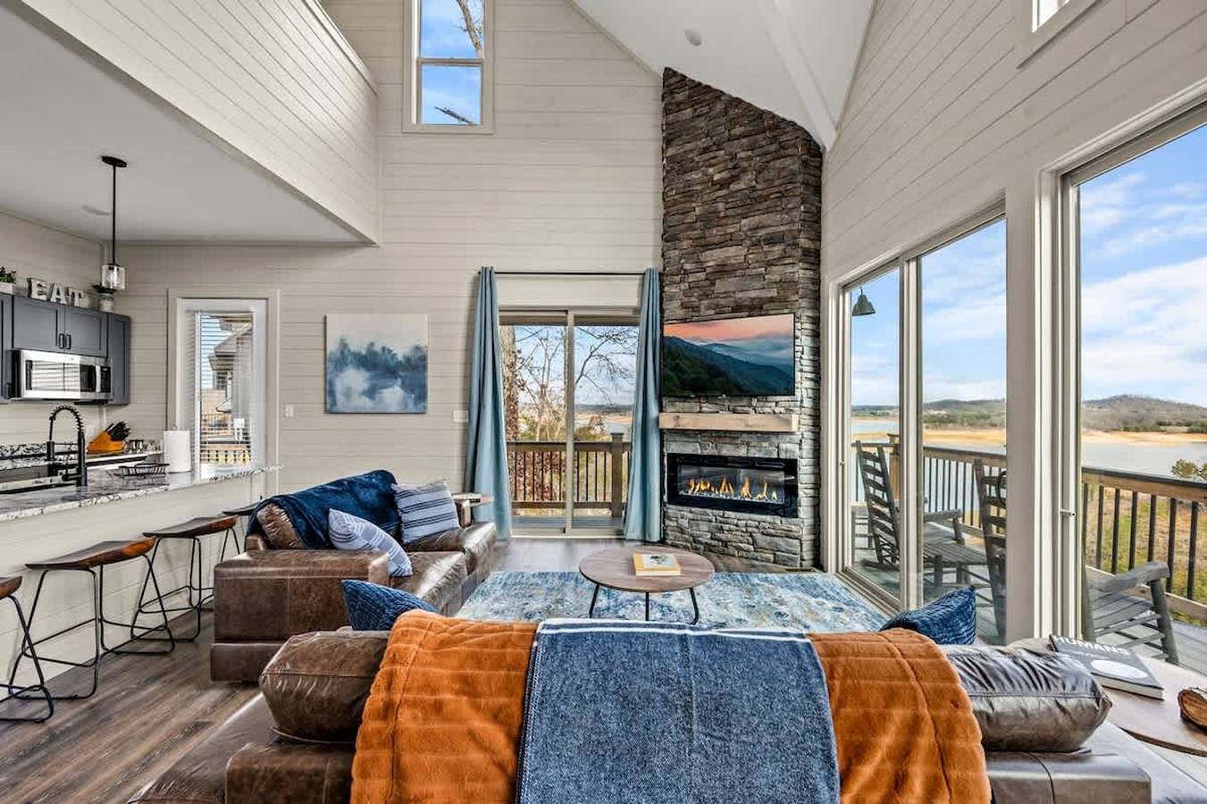 Lodge for 14 People in Douglas Lake, Jefferson County (TN)