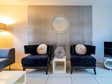 Glamping for 8 People in Cheltenham, The Cotswolds, Photo 2