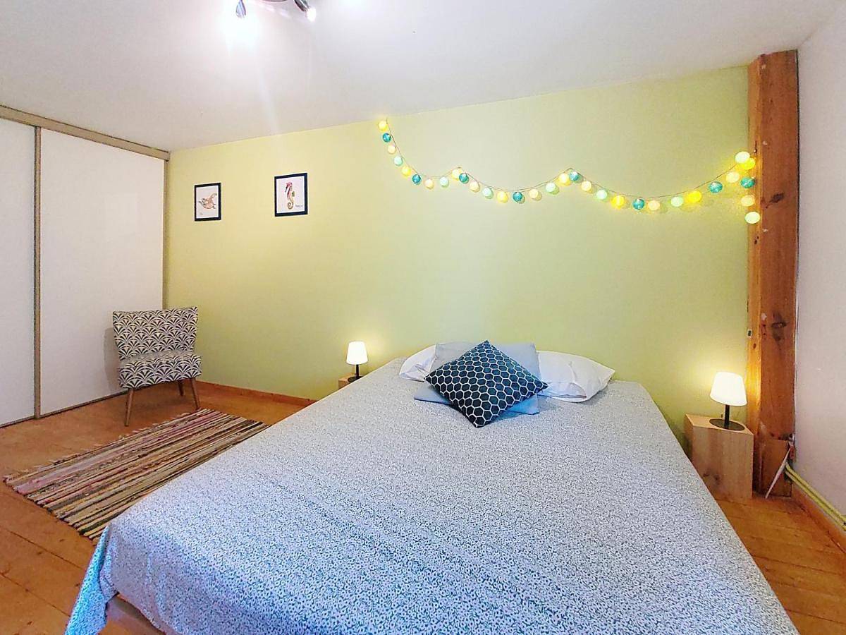 Double Room with Mountain View in Saint-Sulpice (Savoie), Région de Chambéry