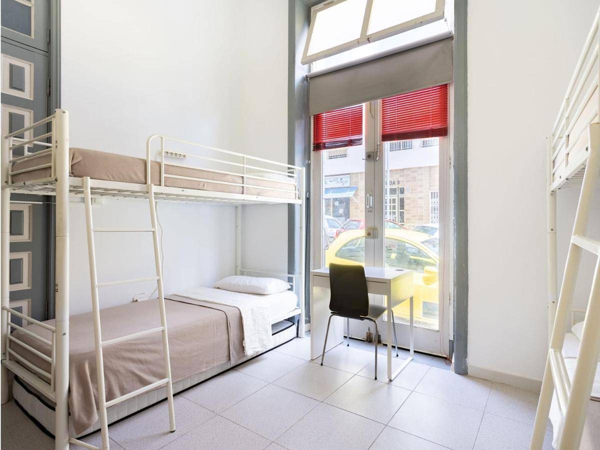 Live Tenerife Wanderlust Hostel in Distrito Centro-Ifara, Santa Cruz de Tenerife