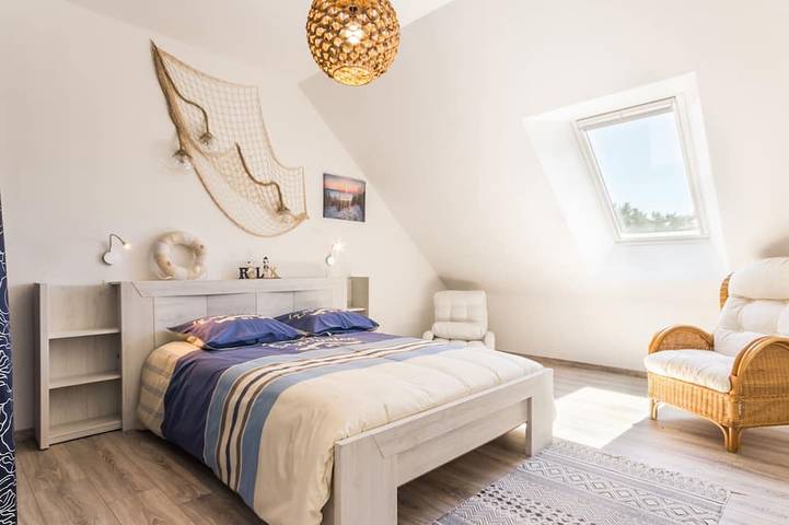 Gîte pour 8 personnes, avec jardin dans Pen Bé - 3