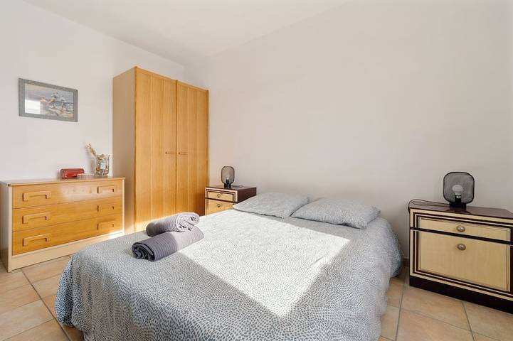 Villa - Swimming pool - Air conditioning - Close to beaches - Pizza oven - Barbecue in Saint-Mitre-les-Remparts, Mediterranean Coast (France)
