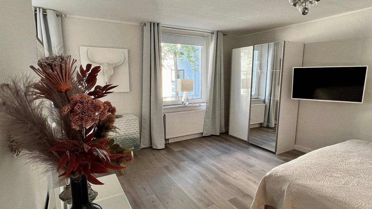 Ganze Ferienwohnung, Ferienwohnung für 2 Personen (36 m²) in Solingen in Solingen, Bergisches Land