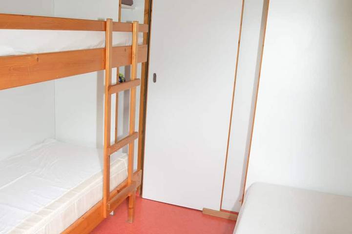 Gîte pour 5 personnes, avec piscine et jardin, animaux acceptés à Asperjoc - 3