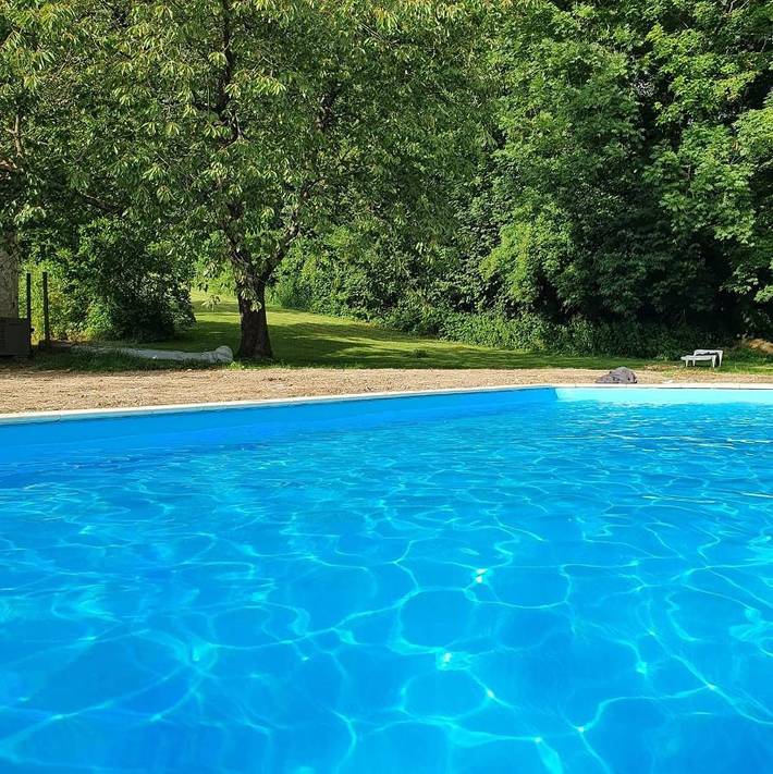 Location de vacances pour 7 personnes, avec jardin ainsi que piscine et vue à Gueschart - 2