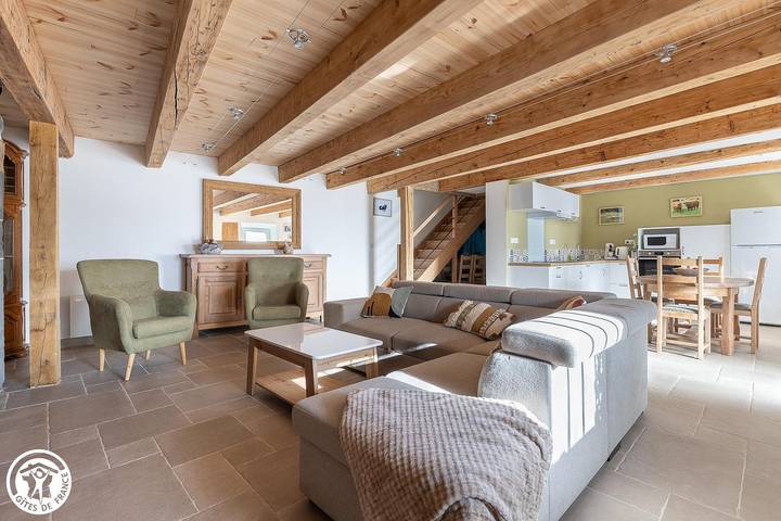 Gîte de Fernand in Picherande, Parc naturel régional des Volcans d'Auvergne