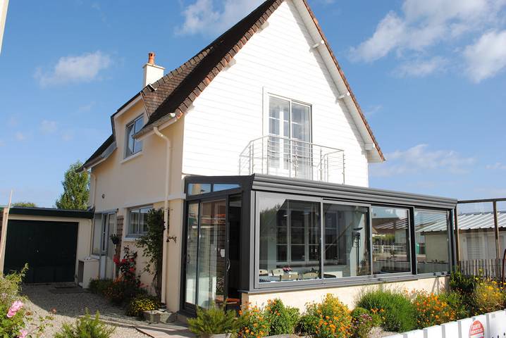 Gîte pour 6 personnes, avec terrasse et jardin à Ver-sur-Mer