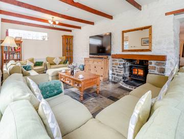 Cottage for 10 People in Solva, Pembrokeshire, Photo 1