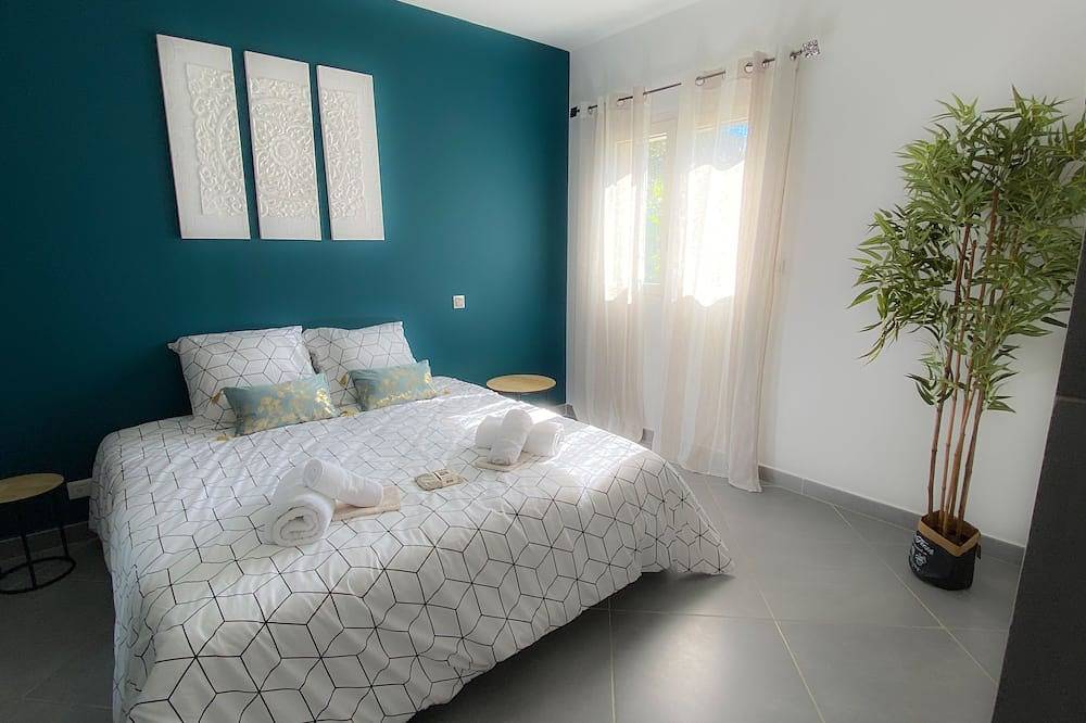 3 Bedroom Private vacation home in Belvã©dã¨re-Campomoro in Campomoro, Belvedere-Campomoro