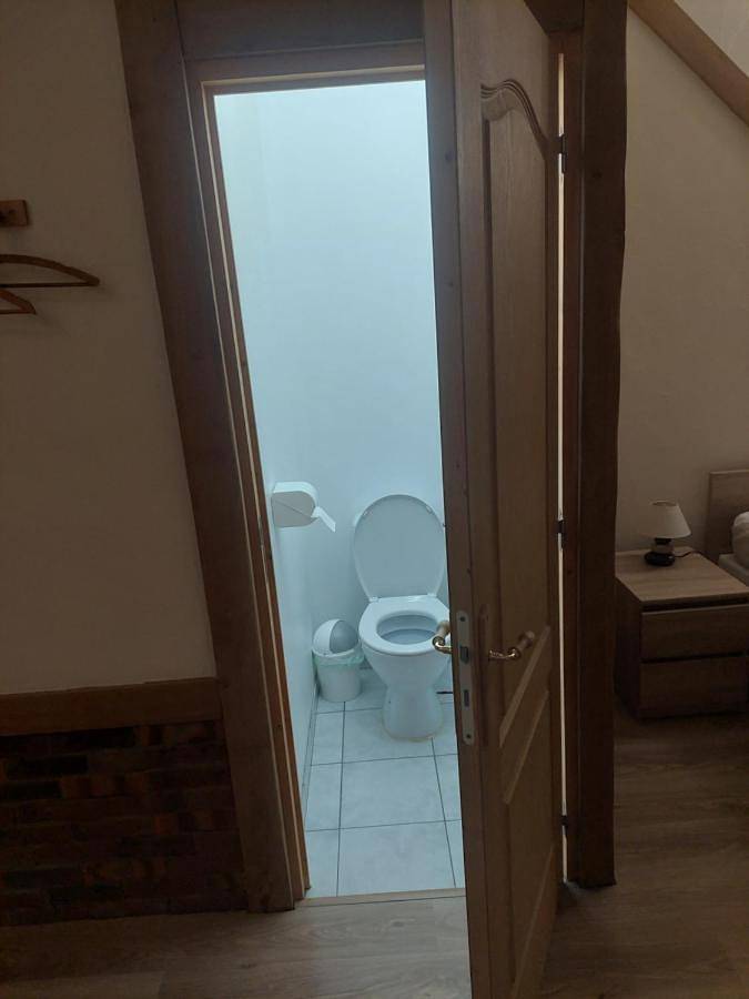 Gîte pour 3 personnes, avec jardin dans Treigny-Perreuse-Sainte-Colombe - 3