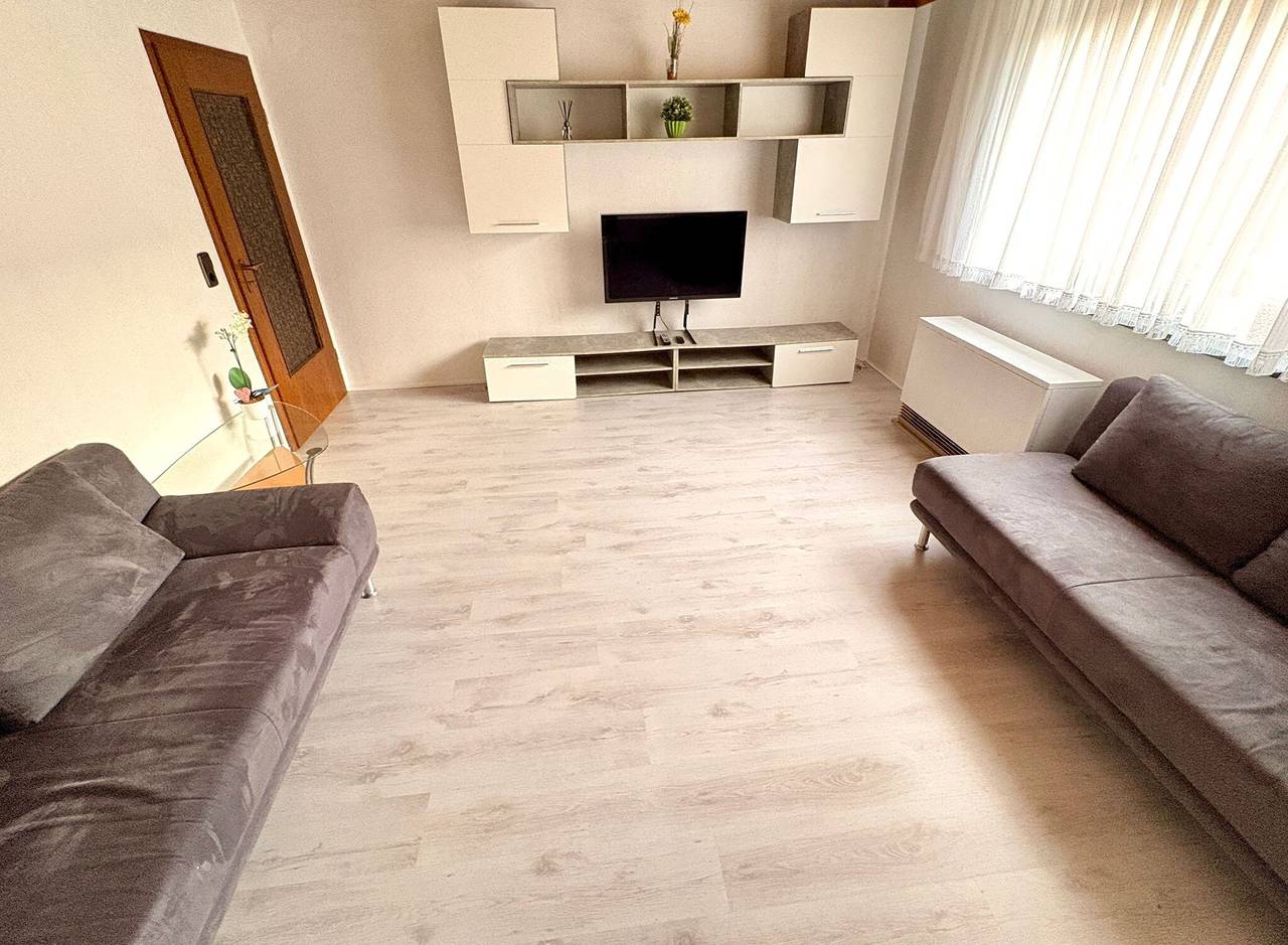 Appartement entier, Appartement « Ferienwohnung in Odenwald » avec terrasse privée et Wi-Fi in Billigheim, Neckar-Odenwald
