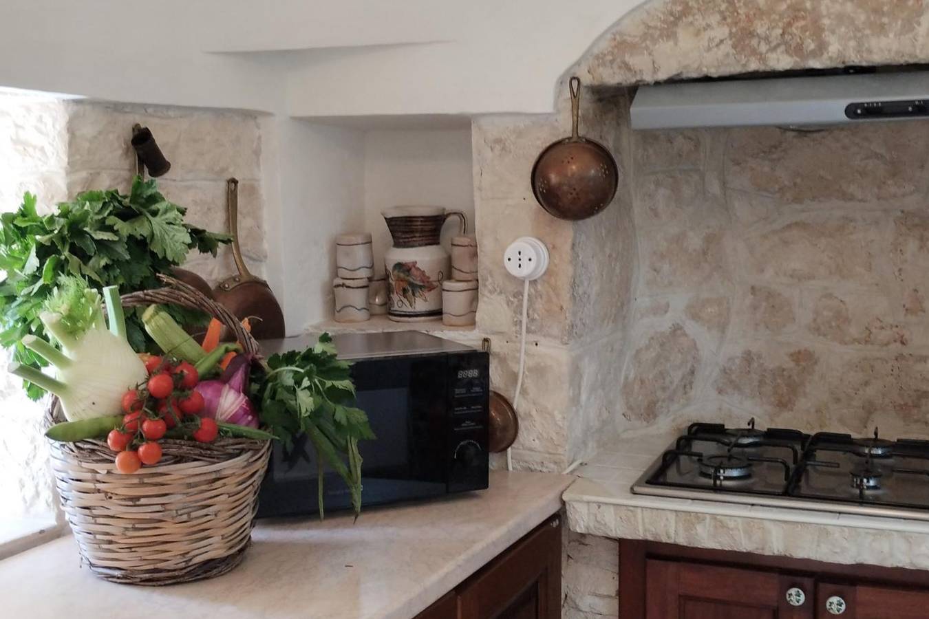 Villa - Sleeps 8 - Patio - Garden - Parking in Martina Franca, Provincia di Taranto