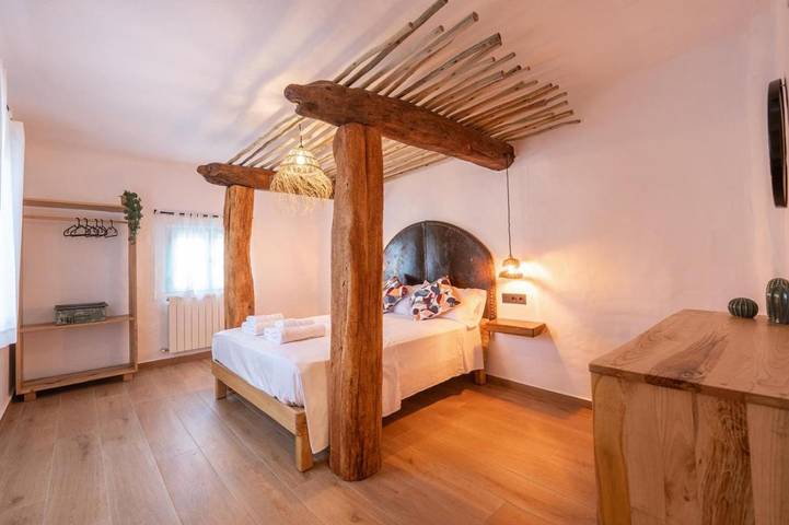 Casa rural para 15 personas, con Terraza y Piscina en Colomera - 3