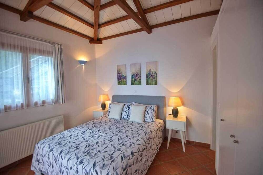 Alonissos - idyllisk villa med privat strand og boblebad og fantastisk havutsikt in Alonissos