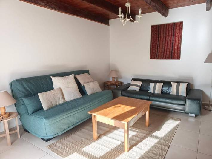 Location de vacances pour 6 personnes, avec piscine ainsi que jardin et vue à Saint-Pierre-Langers - 4