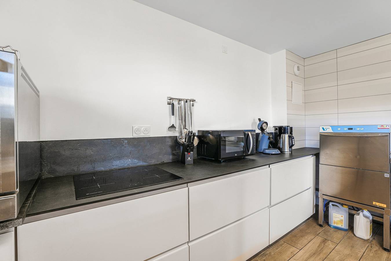 Ferienhaus 'Grand Gîte - Salle De Réception' mit privater Terrasse, Wlan & Klimaanlage in Veauchette, Montbrison