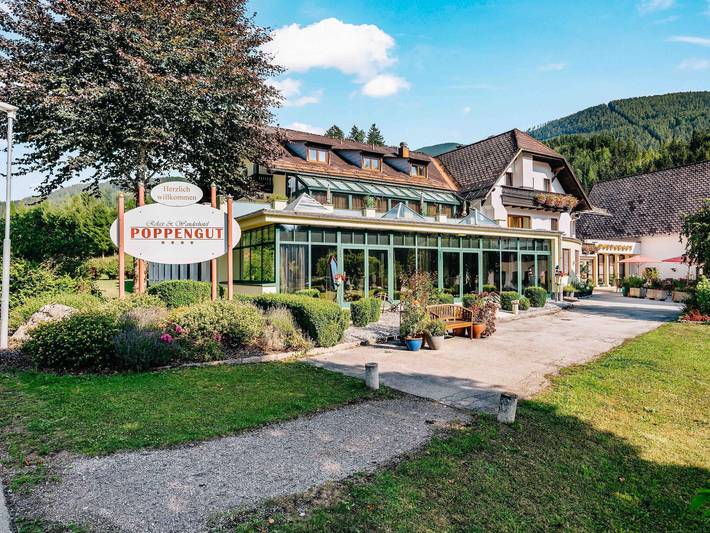 Hotel für 2 Personen, mit Balkon und Terrasse sowie Whirlpool und Garten in Hinterstoder