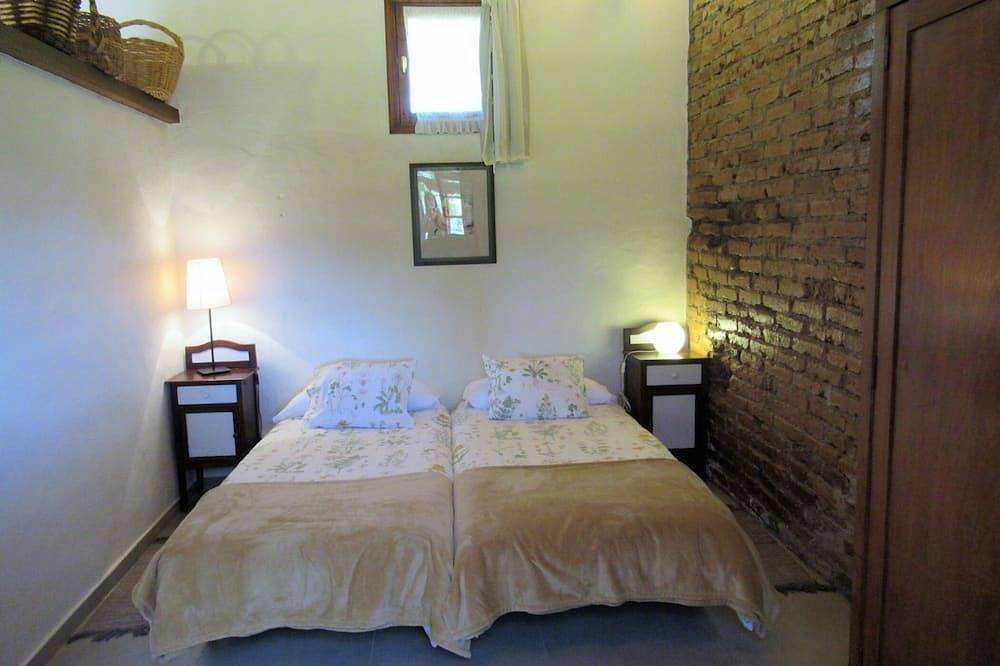 Vivelorural: Alpendre de Ayala, piscina y jardín in Santa Brígida, Gran Canaria Norte