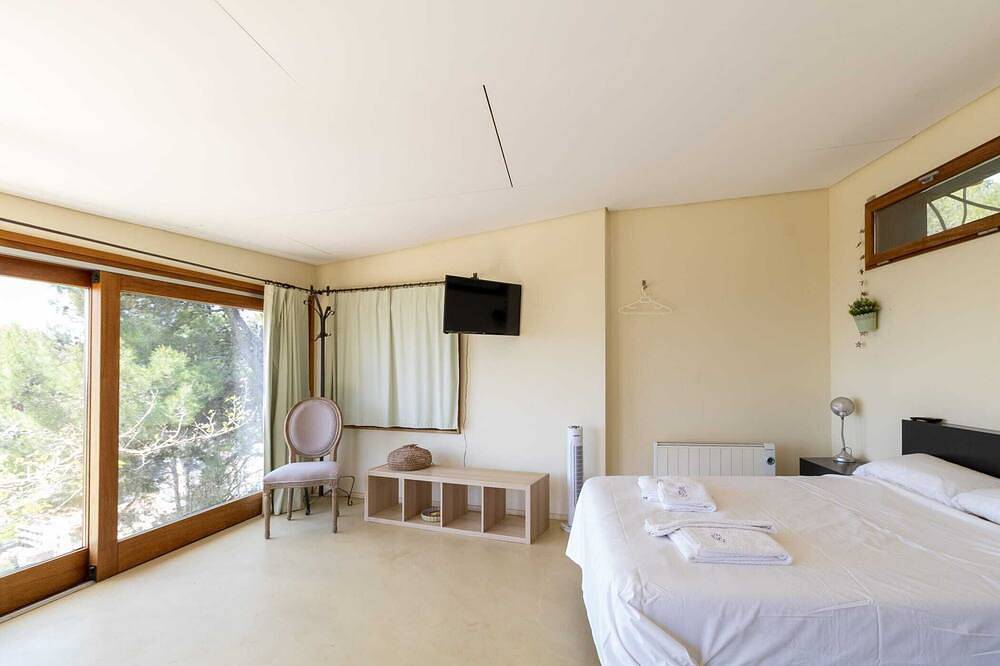 Stunning sea views with private pool in l'Estartit, Torroella de Montgrí