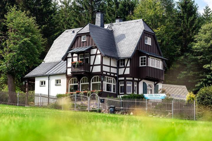 Ferienwohnung für 5 Personen, mit Garten, kinderfreundlich