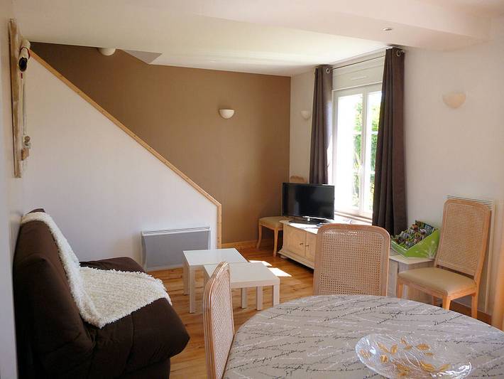 Gîte pour 5 personnes, avec jardin à Port-en-Bessin-Huppain - 3