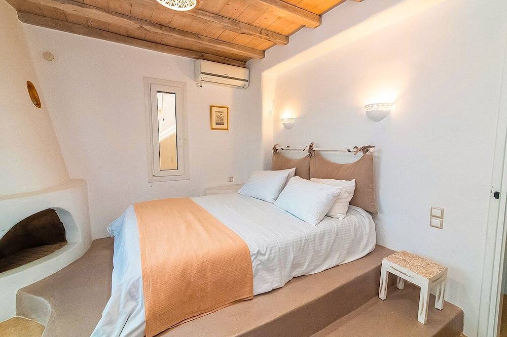 Tinos : House / villa & Suites in Ormos Panormou, Tinos