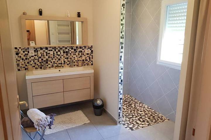 Location de vacances pour 4 personnes, avec jardin à La Chapelle-Saint-Sauveur - 4