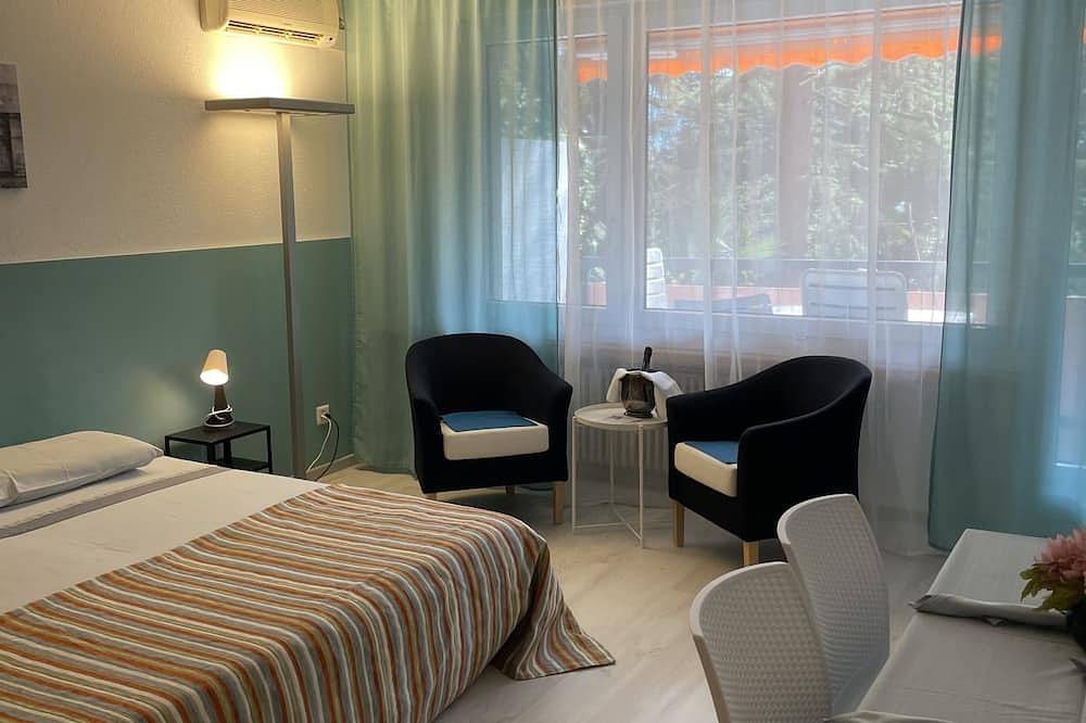 Geheel appartement, Bissone Lake Apartment 403 in Bissone, Luganomeer