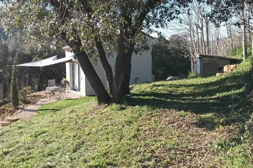 Petite Maison au cœur d'un parc naturel à 10mns de la plage in Biot, Région de Cannes