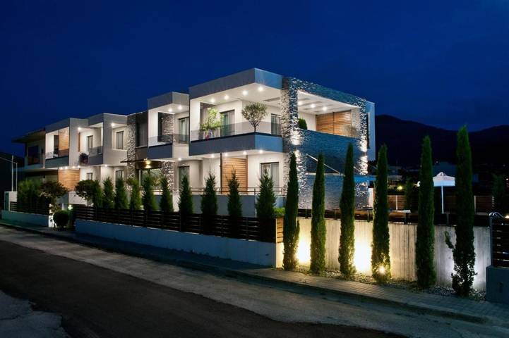 Gîte pour 4 personnes, avec vue ainsi que jardin et piscine dans Stavros - 2