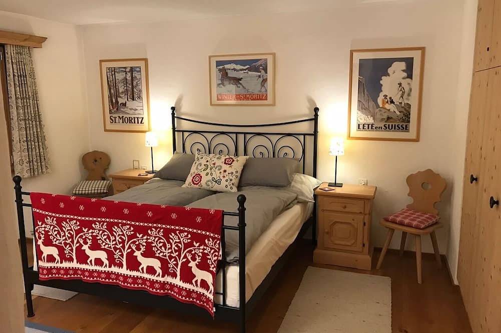 Ganze Wohnung, Gemütliche Wohnung am Klosters Platz, 6 Pers., Wlan in Klosters-Serneus, Plessur Alpen