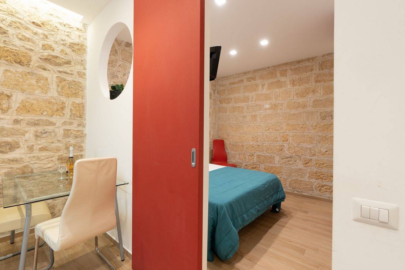 Appartamento intero, At the castle: cozy apartment in Barletta, Via Francigena